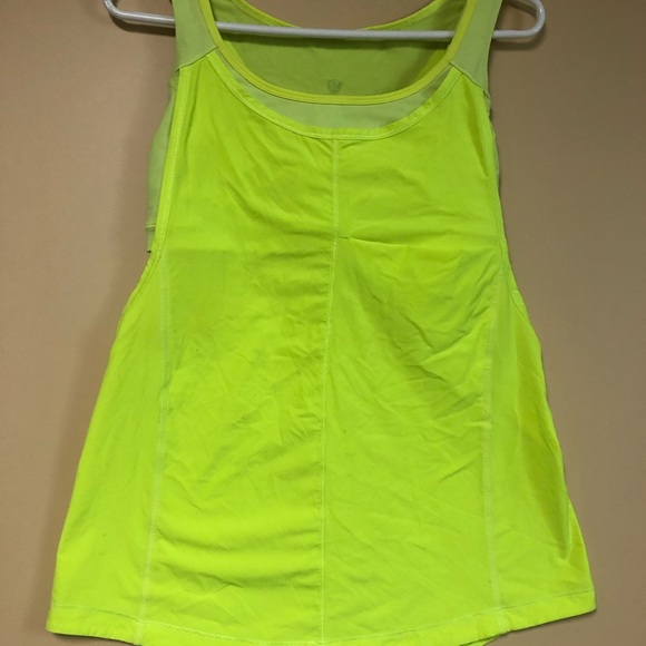 Lululemon run for your money tank in ray - Picture 2 of 4